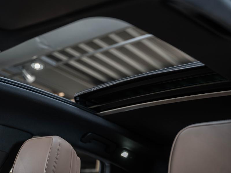 Voitures occasions PORSCHE MACAN Base Montélimar