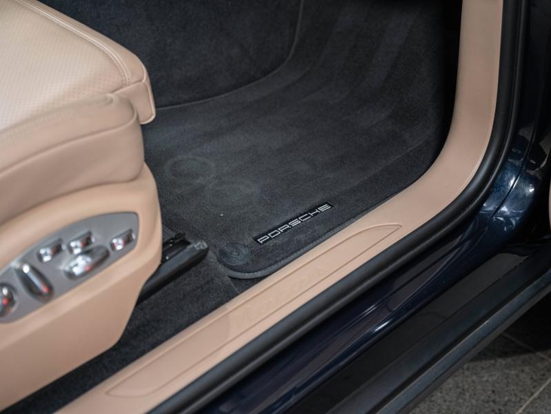 Voitures occasions PORSCHE MACAN Base Montélimar