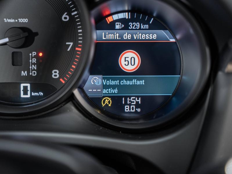 Voitures occasions PORSCHE MACAN Base Montélimar