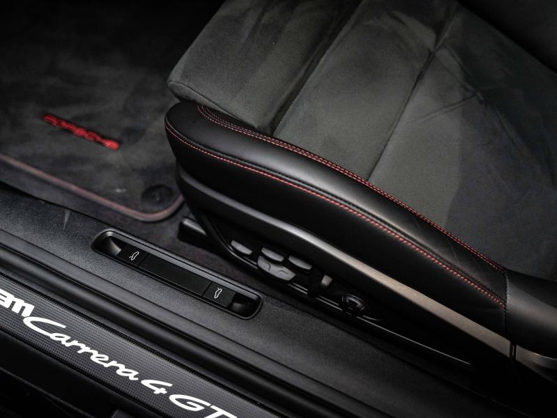 Voitures occasions PORSCHE 911 Coupe Carrera 4 GTS Montélimar