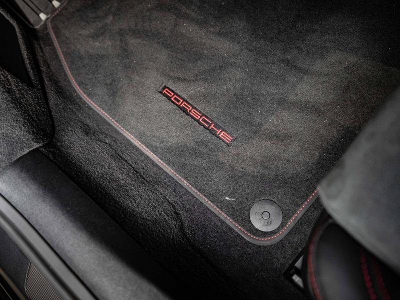 Voitures occasions PORSCHE 911 Coupe Carrera 4 GTS Montélimar