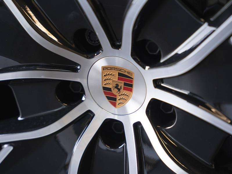 Voitures occasions PORSCHE MACAN Base Montélimar