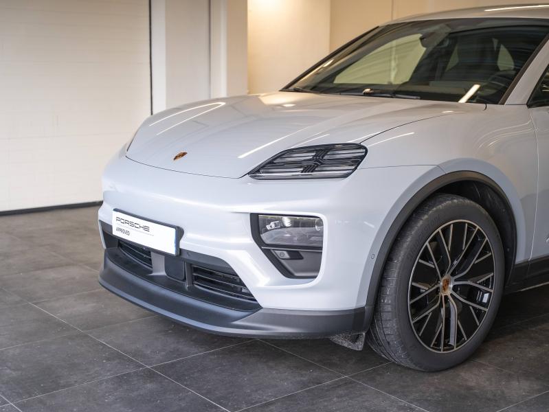 Voitures occasions PORSCHE MACAN Base Montélimar