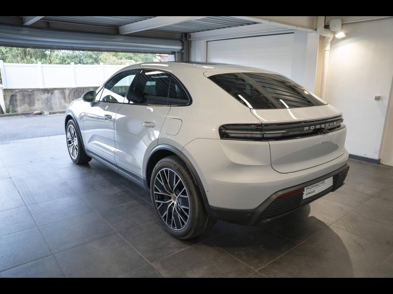Voitures occasions PORSCHE MACAN Base Montélimar
