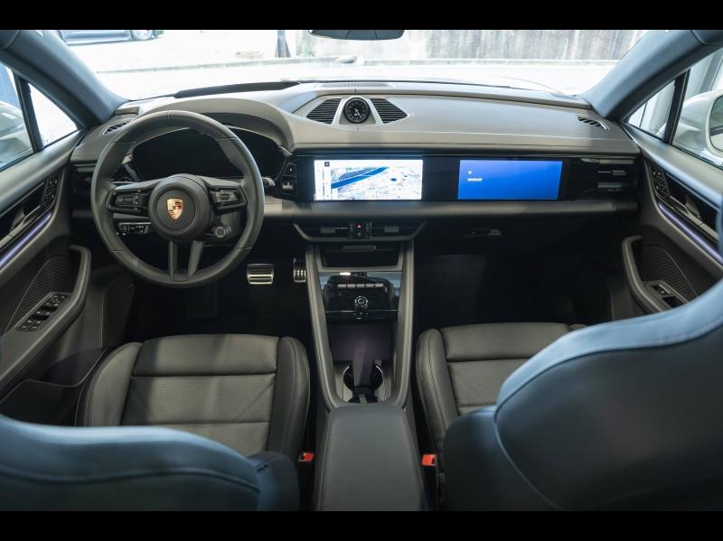 Voitures occasions PORSCHE MACAN Base Montélimar