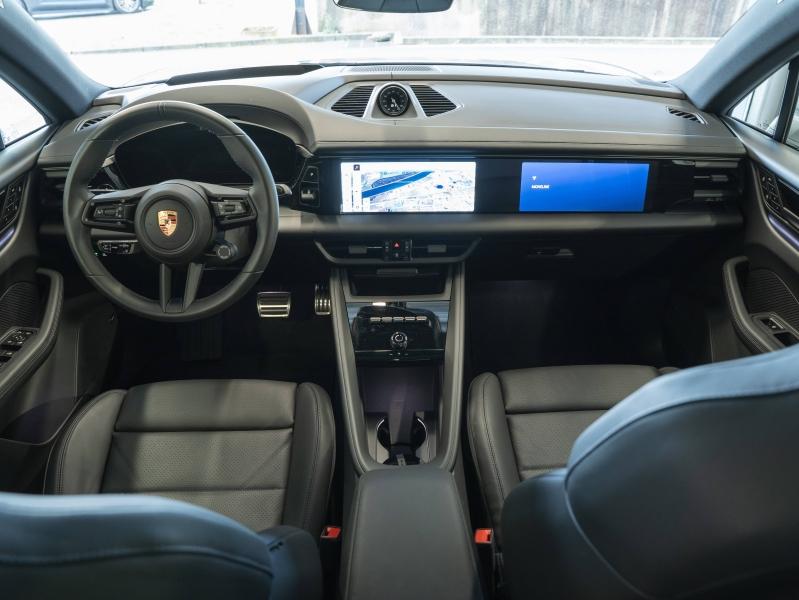 Voitures occasions PORSCHE MACAN Base Montélimar