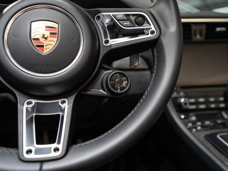Voitures occasions PORSCHE 911 Cabriolet Carrera GTS Montélimar