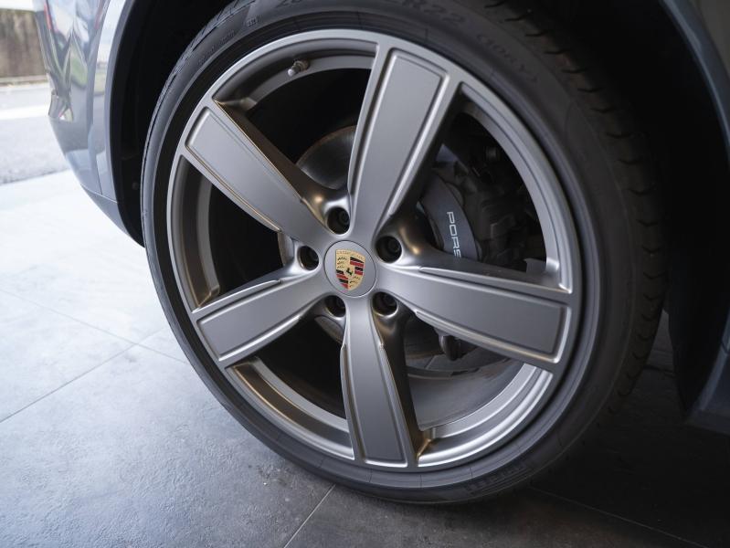 Voitures occasions PORSCHE Cayenne Coupe E-Hybrid Montélimar