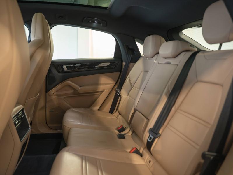 Voitures occasions PORSCHE Cayenne Coupe E-Hybrid Montélimar