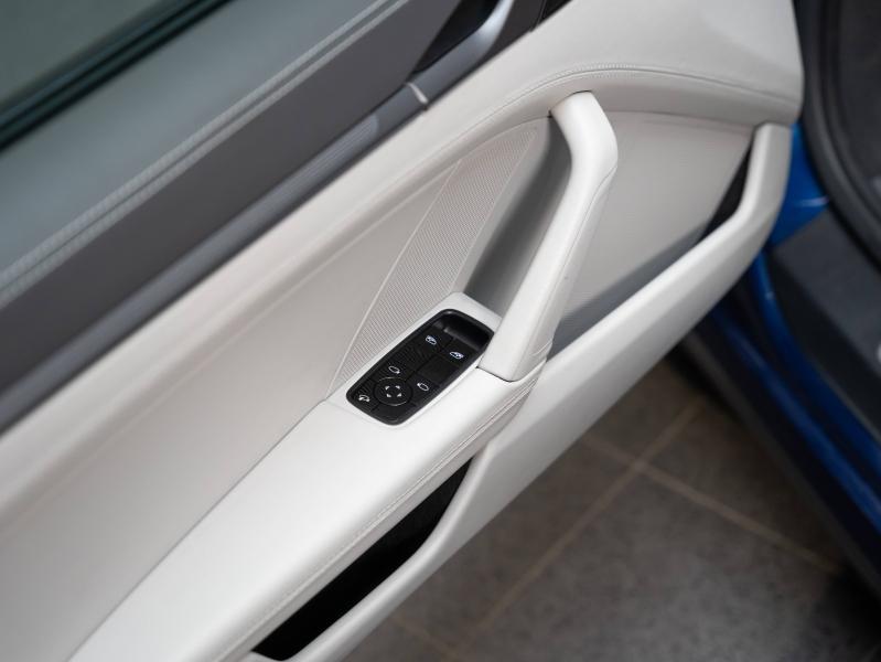 Voitures occasions PORSCHE 911 Coupe Carrera 4S Montélimar