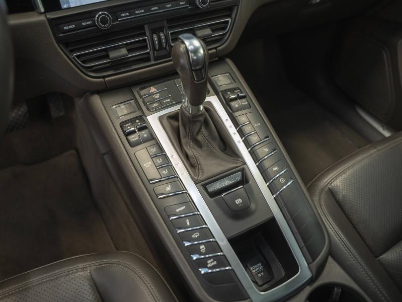 Voitures occasions PORSCHE MACAN S Montélimar