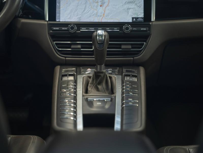 Voitures occasions PORSCHE MACAN S Montélimar