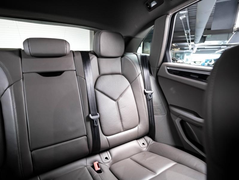 Voitures occasions PORSCHE MACAN S Montélimar