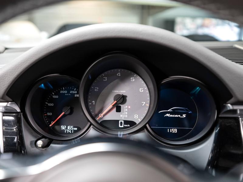 Voitures occasions PORSCHE MACAN S Montélimar