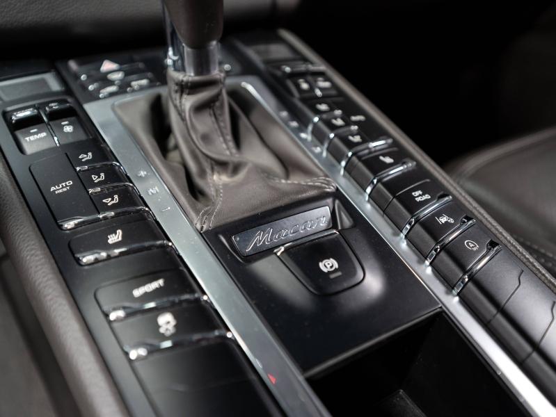 Voitures occasions PORSCHE MACAN S Montélimar