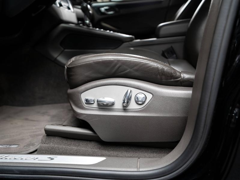 Voitures occasions PORSCHE MACAN S Montélimar