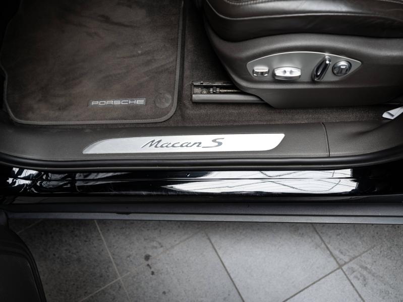Voitures occasions PORSCHE MACAN S Montélimar