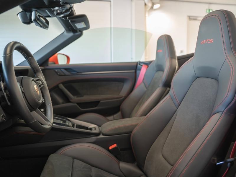 Voitures occasions PORSCHE 911 Cabriolet Carrera GTS Montélimar