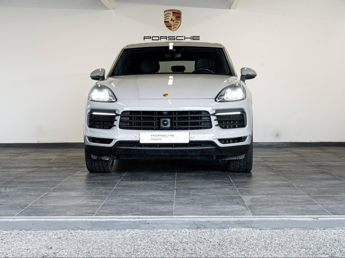 Voitures occasions PORSCHE CAYENNE E-Hybrid Montélimar