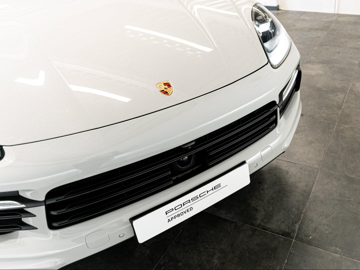 Voitures occasions PORSCHE CAYENNE E-Hybrid Montélimar