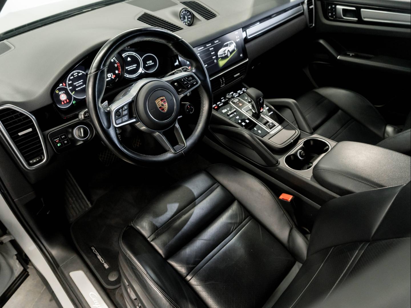 Voitures occasions PORSCHE CAYENNE E-Hybrid Montélimar