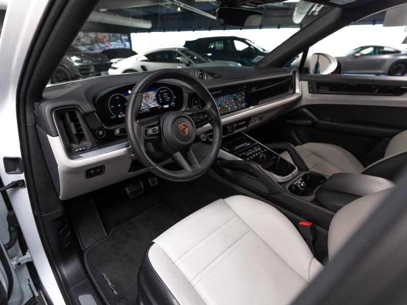 Voitures occasions PORSCHE Cayenne Coupe E-Hybrid Montélimar