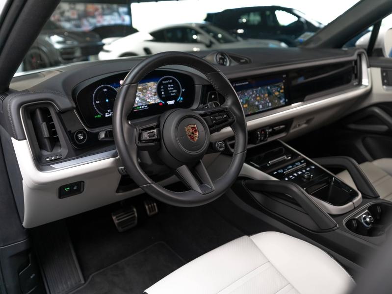 Voitures occasions PORSCHE Cayenne Coupe E-Hybrid Montélimar
