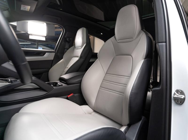 Voitures occasions PORSCHE Cayenne Coupe E-Hybrid Montélimar