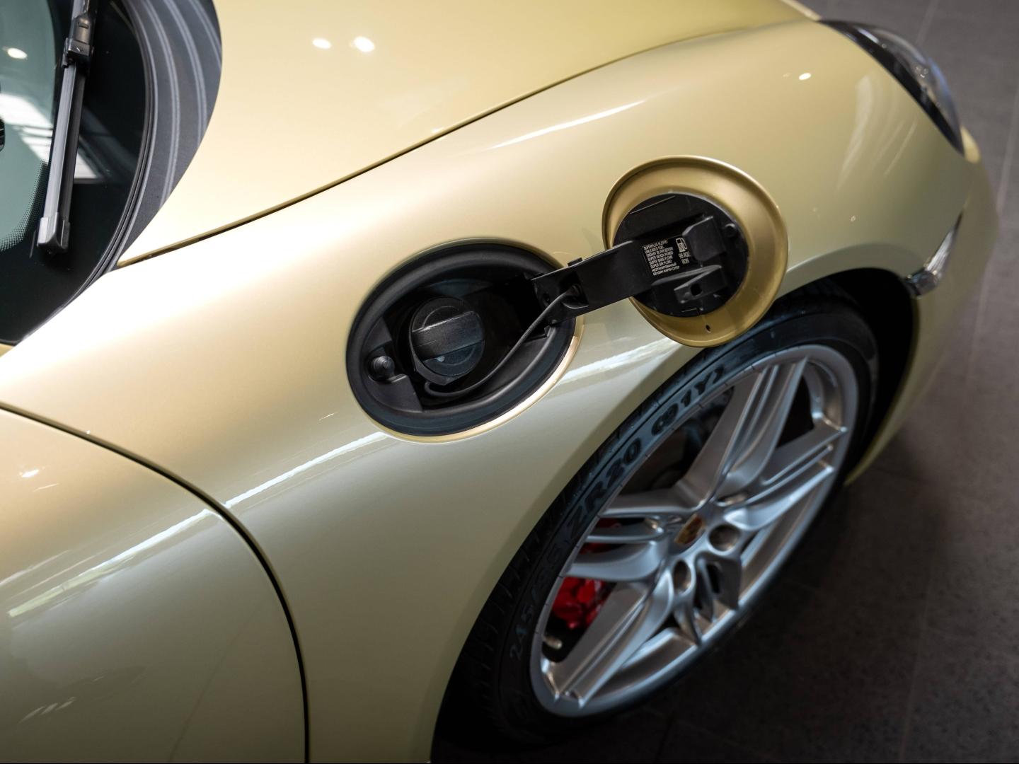 Voitures occasions PORSCHE 911 Coupe Carrera S Montélimar