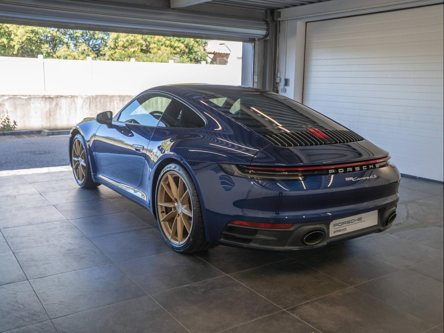 Voitures occasions PORSCHE 911 Coupe Carrera 4S Montélimar