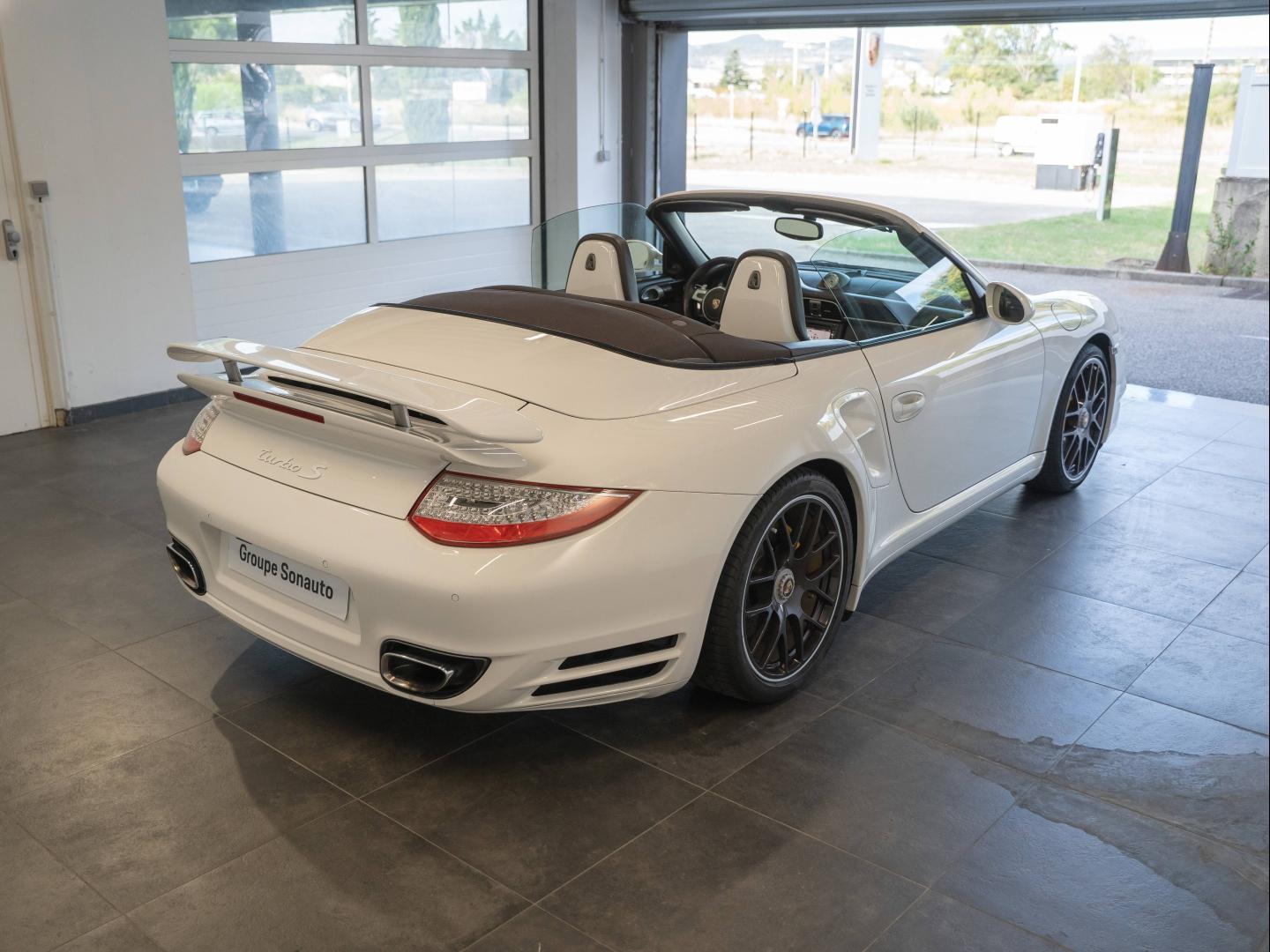 Voitures occasions PORSCHE 911 Cabriolet Turbo S Montélimar