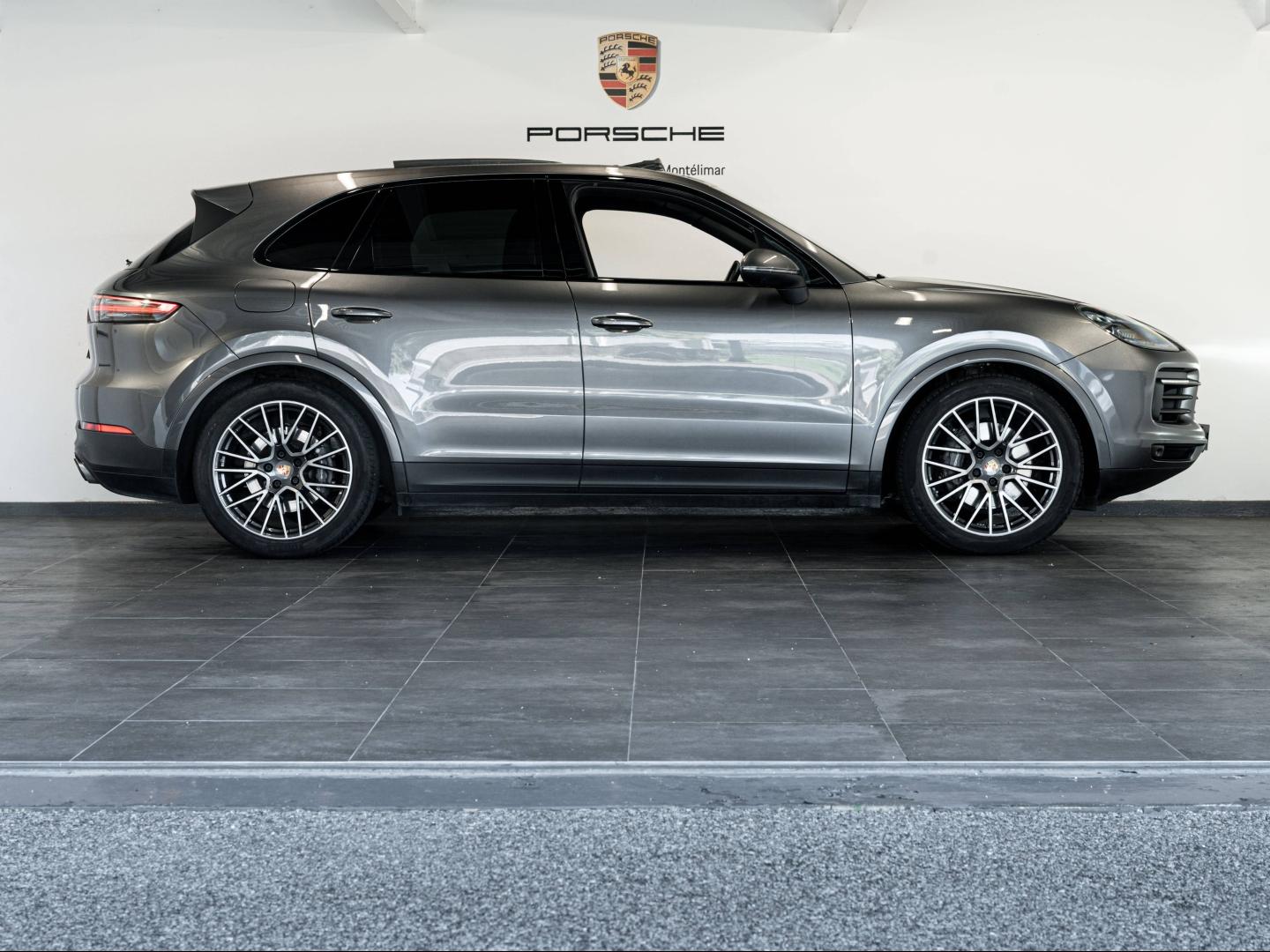 Voitures occasions PORSCHE CAYENNE E-Hybrid Montélimar