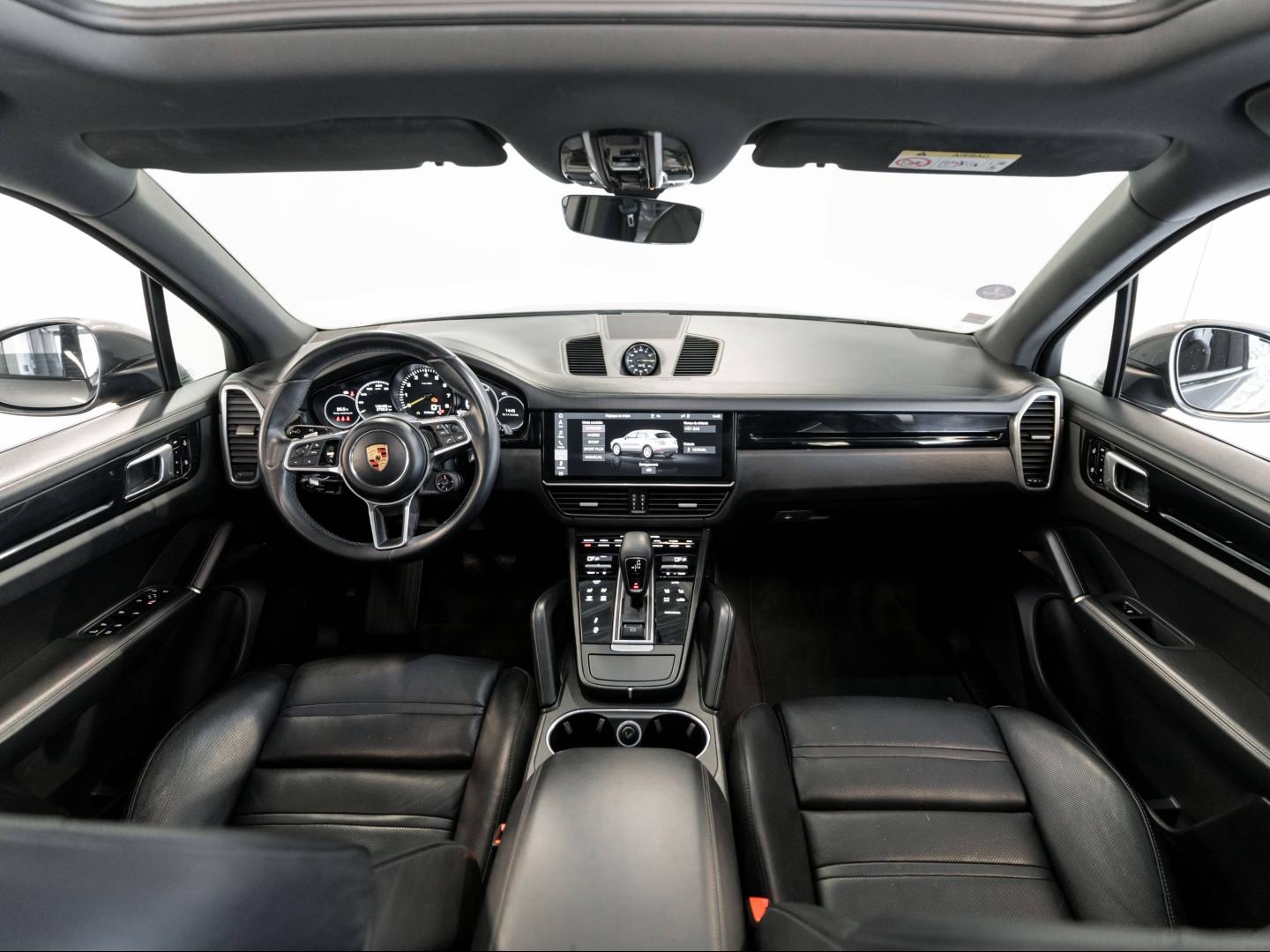 Voitures occasions PORSCHE CAYENNE E-Hybrid Montélimar