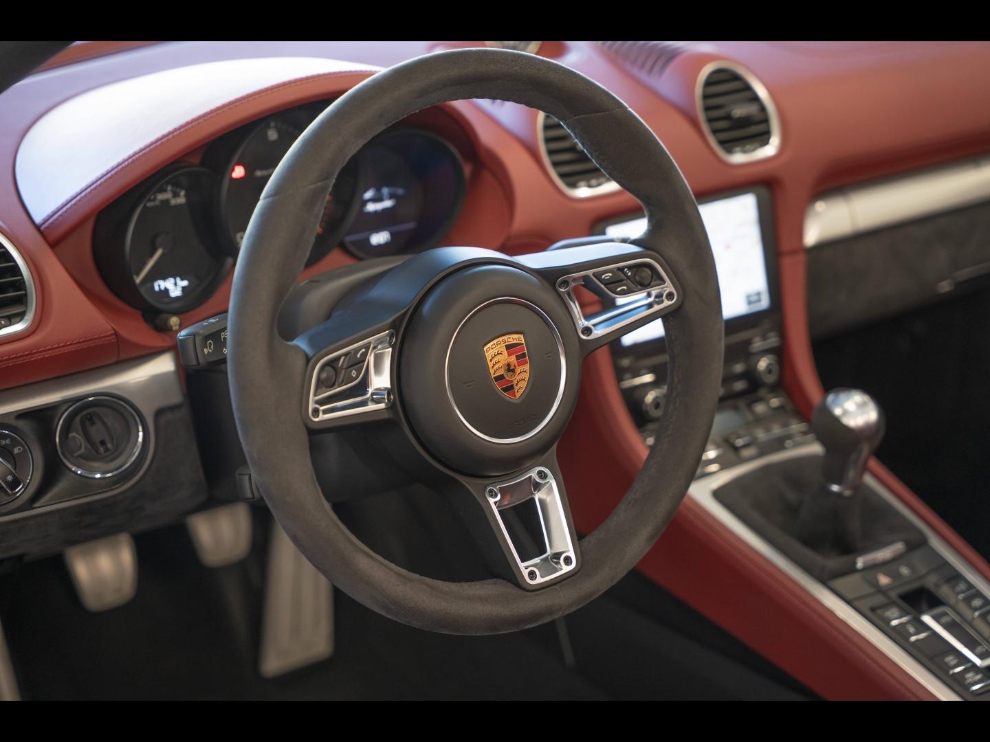 Voitures occasions PORSCHE 718 Spyder Base Montélimar