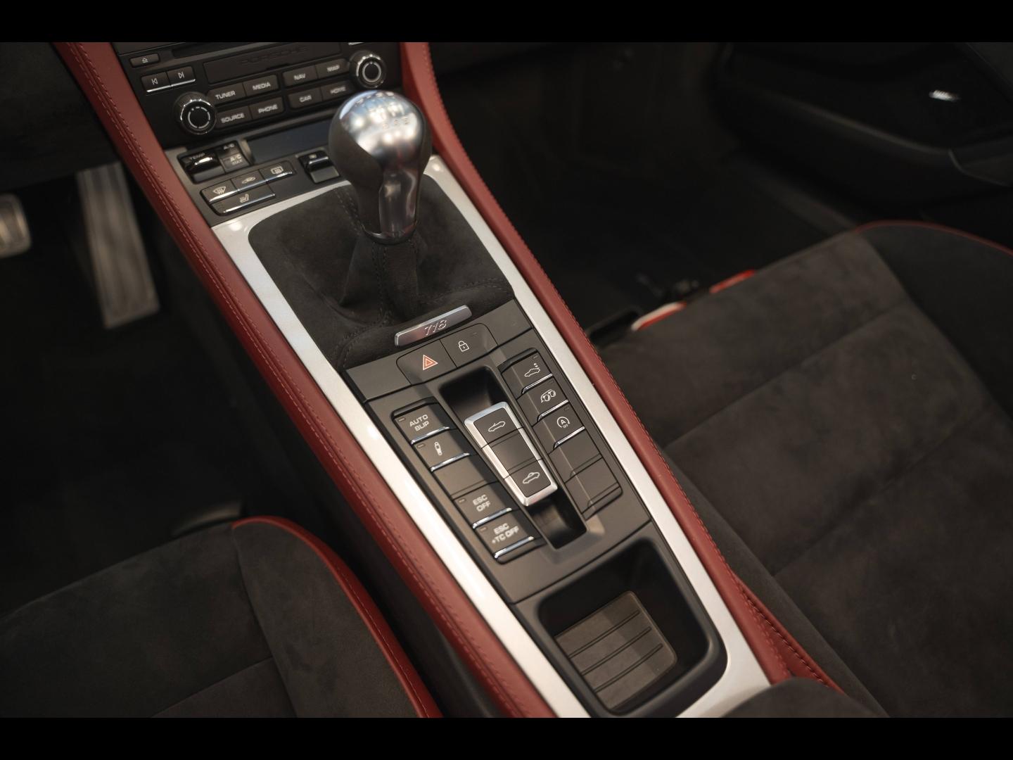 Voitures occasions PORSCHE 718 Spyder Base Montélimar