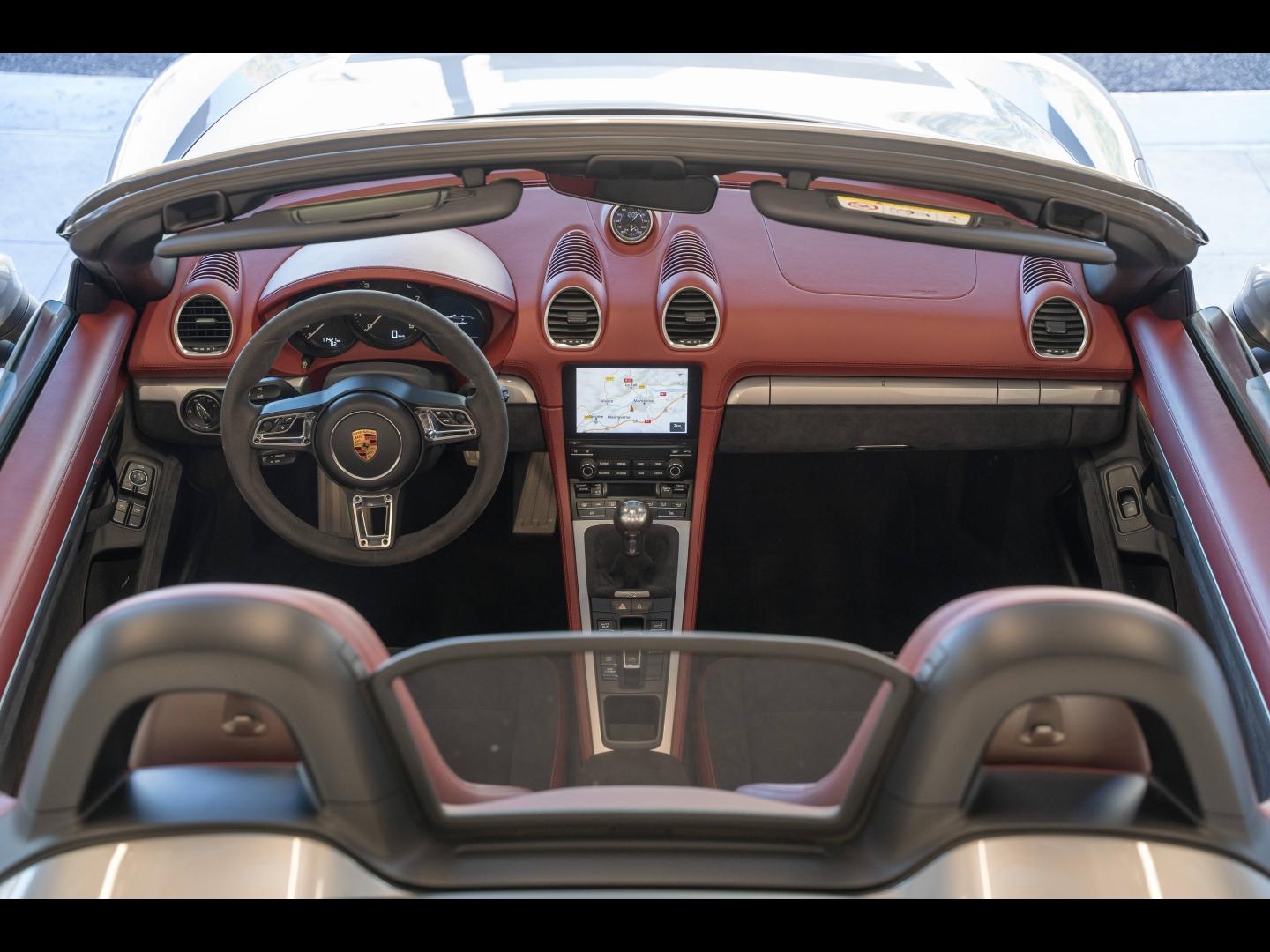 Voitures occasions PORSCHE 718 Spyder Base Montélimar