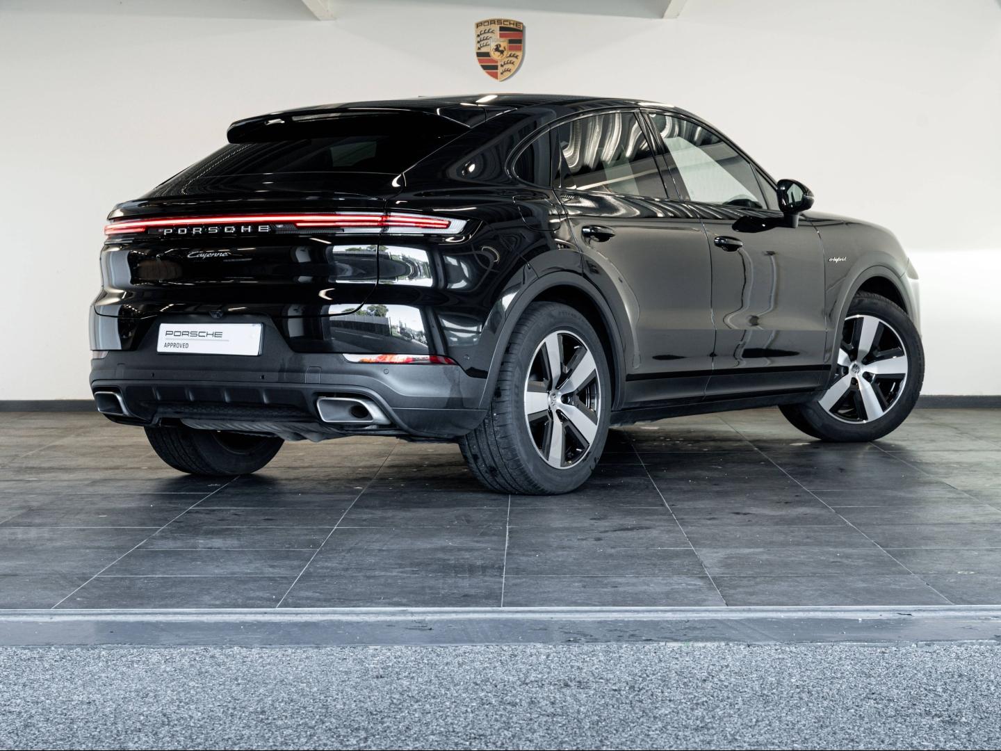 Voitures occasions PORSCHE Cayenne Coupe E-Hybrid Montélimar