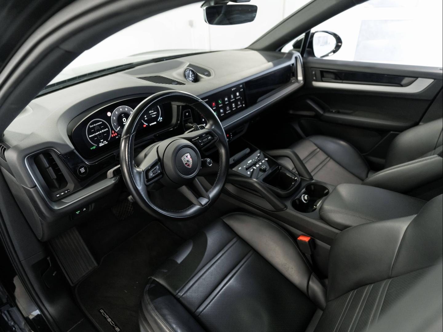 Voitures occasions PORSCHE Cayenne Coupe E-Hybrid Montélimar