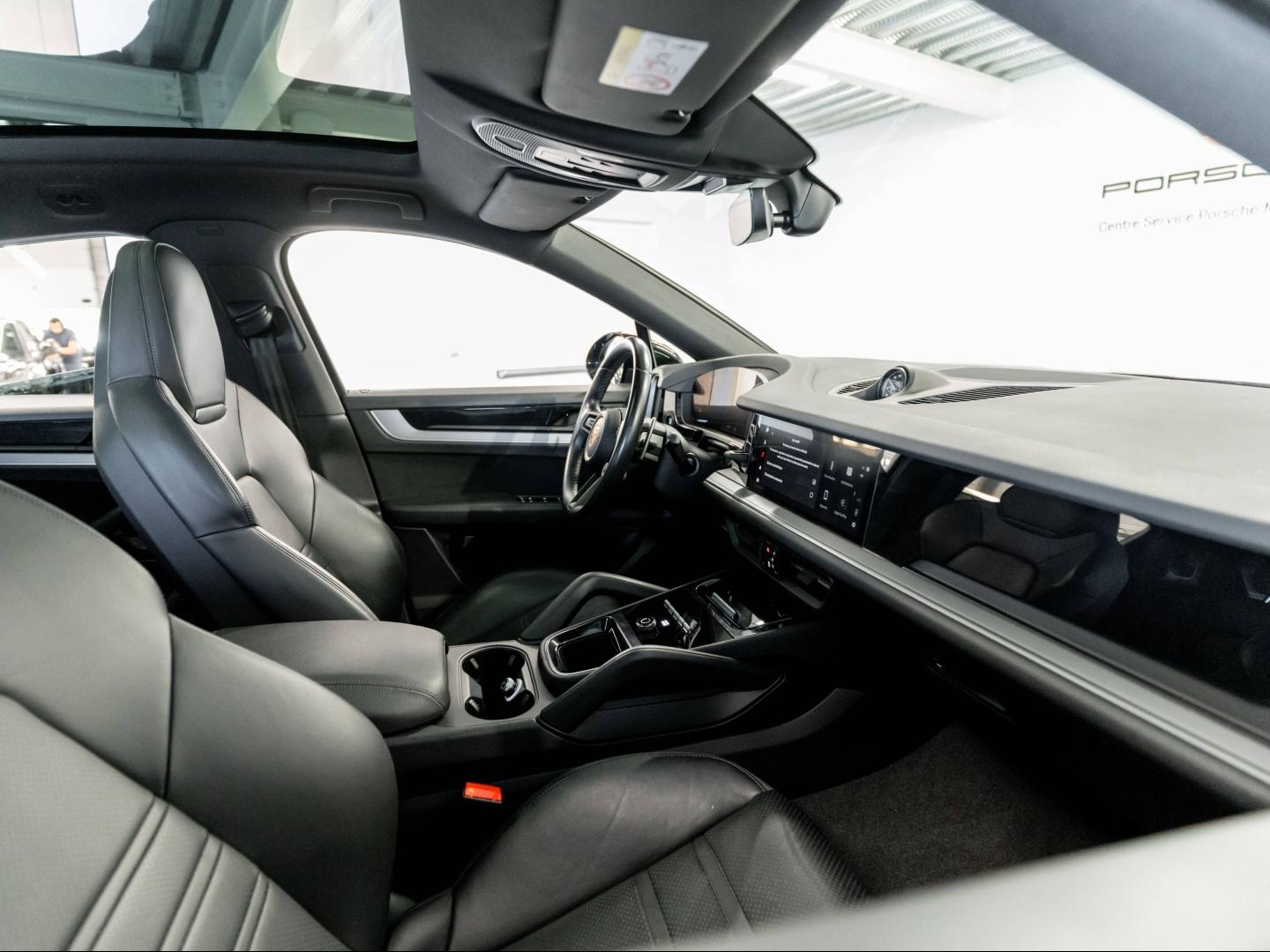Voitures occasions PORSCHE Cayenne Coupe E-Hybrid Montélimar