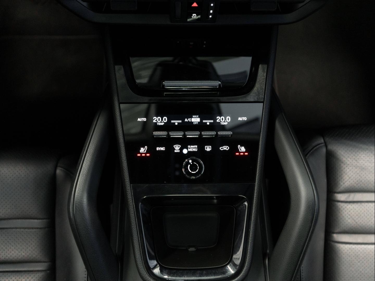 Voitures occasions PORSCHE Cayenne Coupe E-Hybrid Montélimar