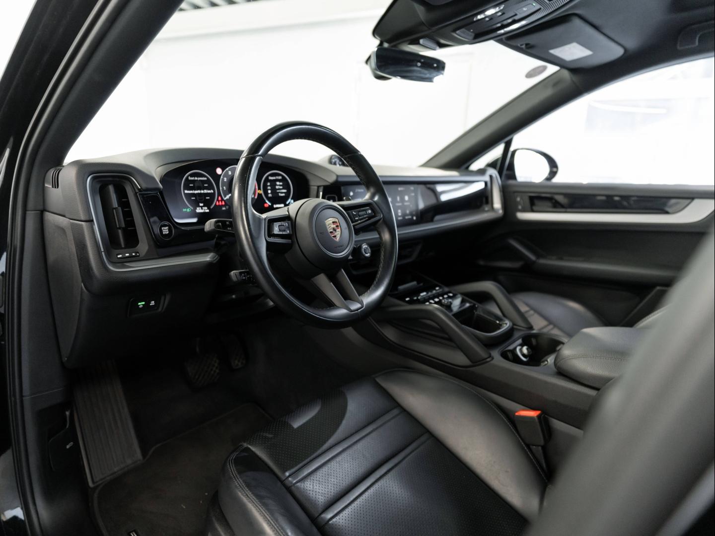 Voitures occasions PORSCHE Cayenne Coupe E-Hybrid Montélimar