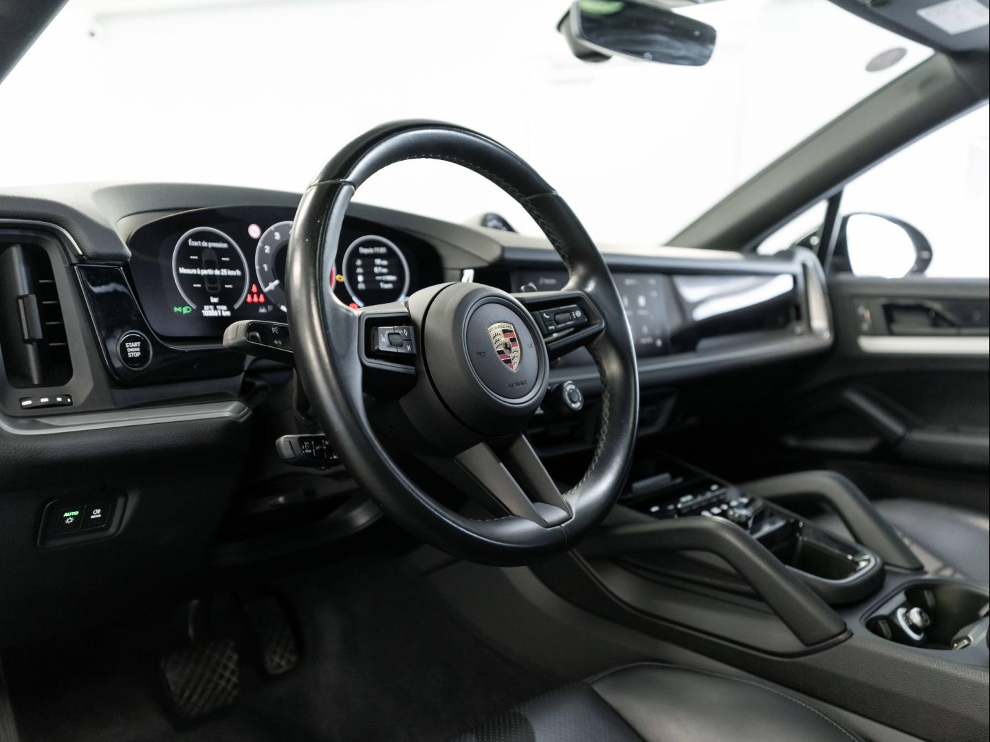 Voitures occasions PORSCHE Cayenne Coupe E-Hybrid Montélimar
