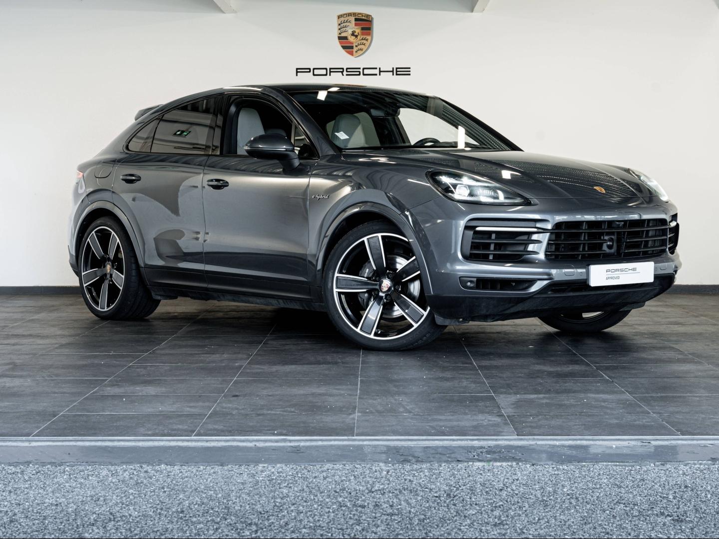 Voitures occasions PORSCHE Cayenne Coupe E-Hybrid Montélimar