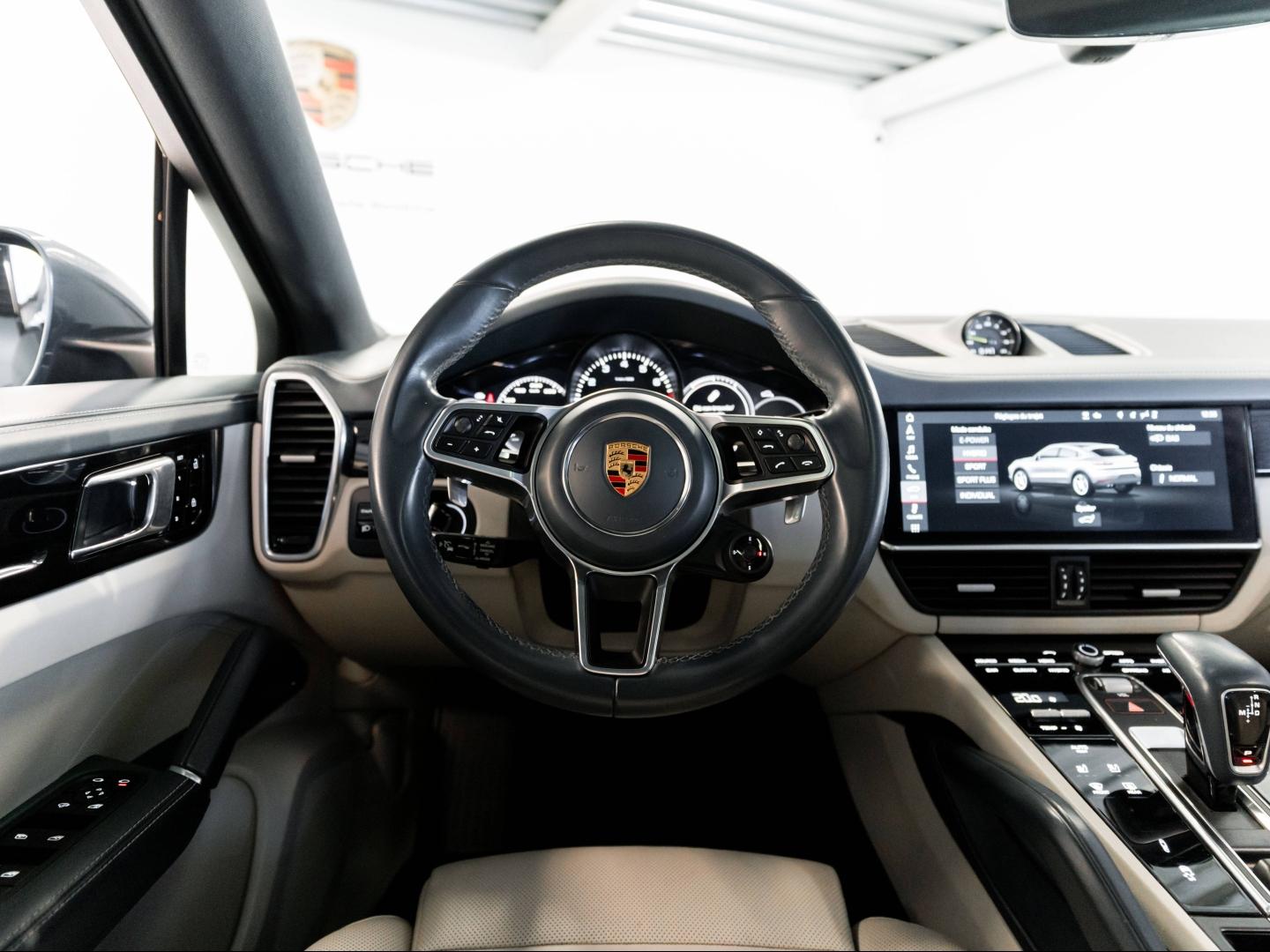 Voitures occasions PORSCHE Cayenne Coupe E-Hybrid Montélimar