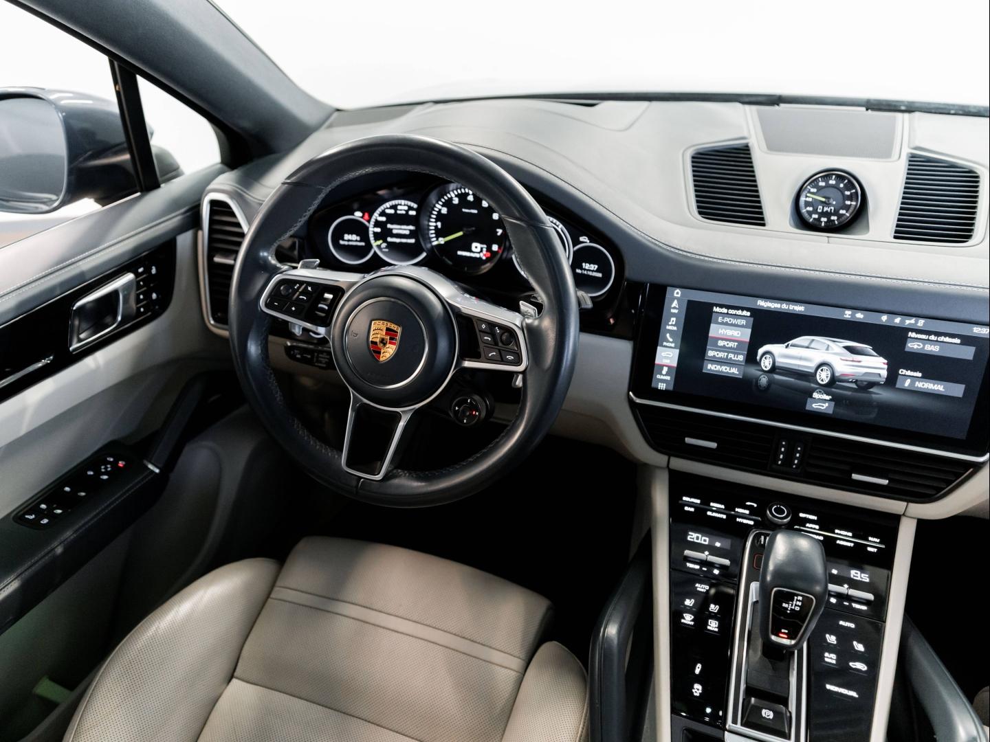 Voitures occasions PORSCHE Cayenne Coupe E-Hybrid Montélimar