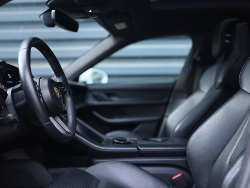Voitures occasions PORSCHE Taycan Turbo Villeneuve-d'Ascq