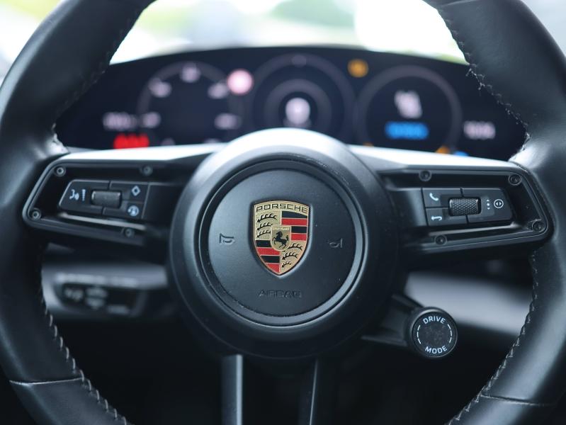Voitures occasions PORSCHE Taycan Turbo Villeneuve-d'Ascq