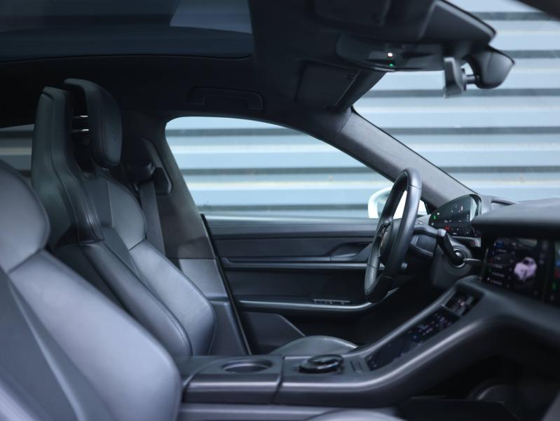 Voitures occasions PORSCHE Taycan Turbo Villeneuve-d'Ascq