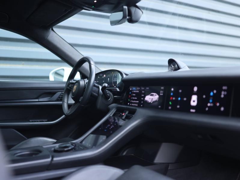 Voitures occasions PORSCHE Taycan Turbo Villeneuve-d'Ascq