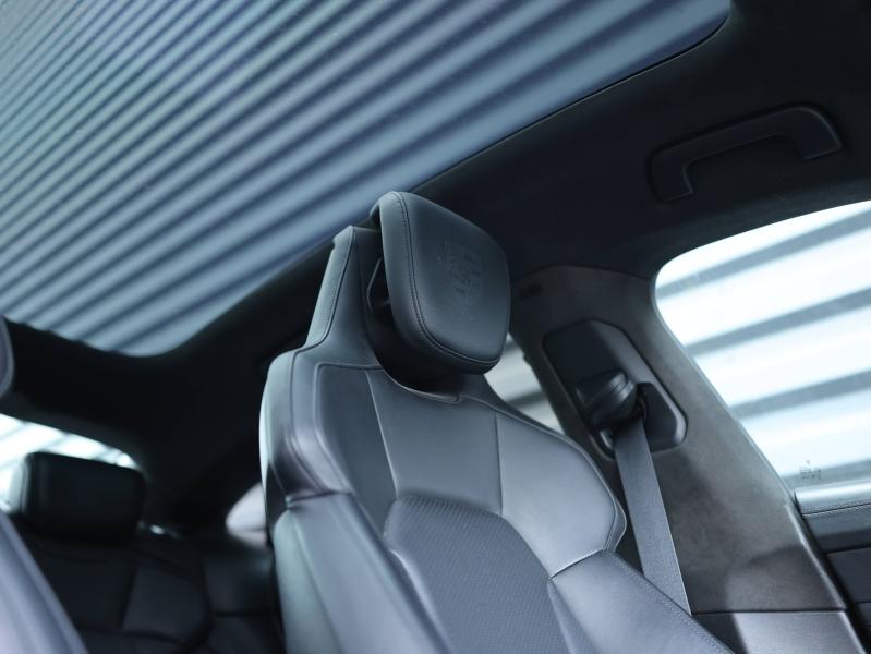 Voitures occasions PORSCHE Taycan Turbo Villeneuve-d'Ascq